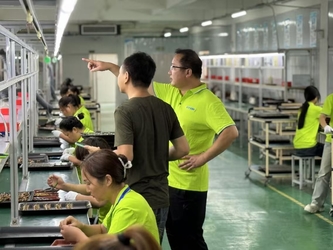Shenzhen VIIP Electronics Co., Ltd. linia produkcyjna producenta