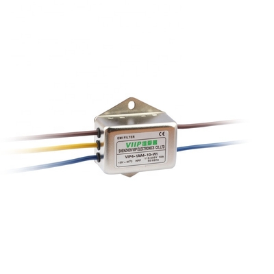 Dostosowywalny filtr jednofazowy AC o zaciemnieniu ≥ 20 dB i masie 0,7 kg